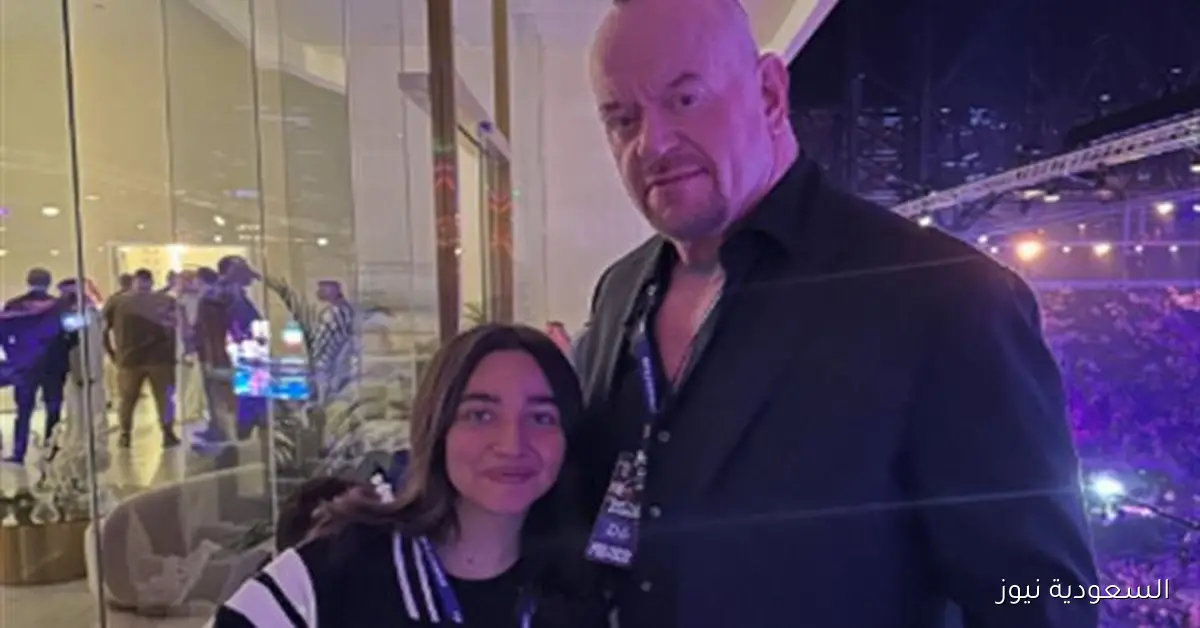 ابنة أحمد سعد تثير الجدل بظهورها مع أندر تيكر وحبيبي وأخويا