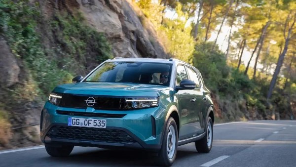 سعر ومواصفات أوبل فرونتيرا 2025 في السعودية