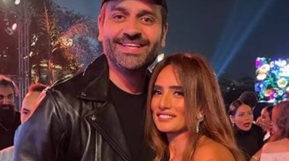 عمر السعيد يحتفل بعيد ميلاد زينة بأجواء رومانسية ساحرة