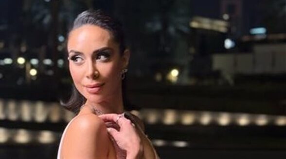 فستان بسنت شوقي يثير الجدل بسعره في حفل دبي
